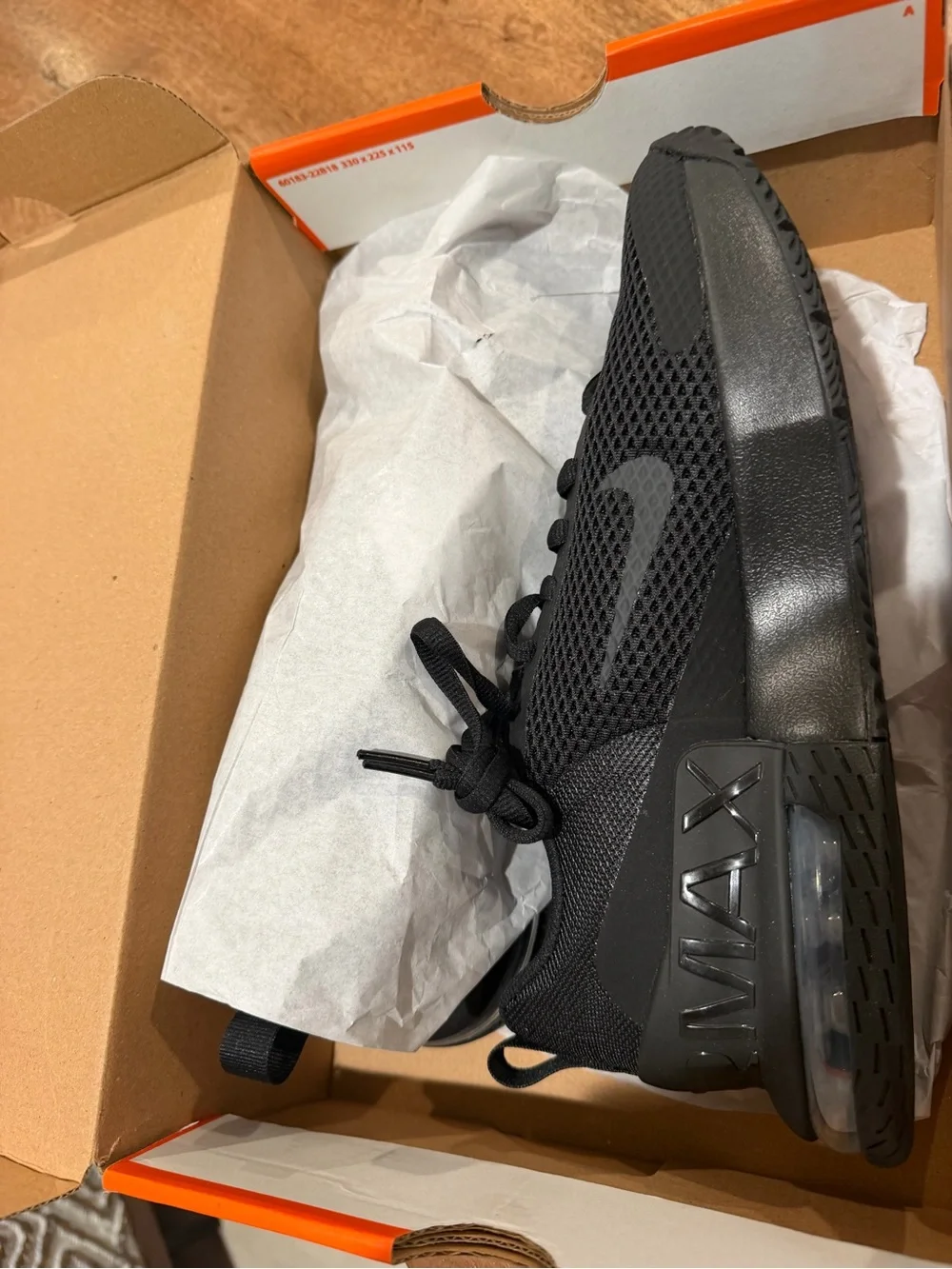 Nike Men’s Black Mesh Athletic Sneakers
